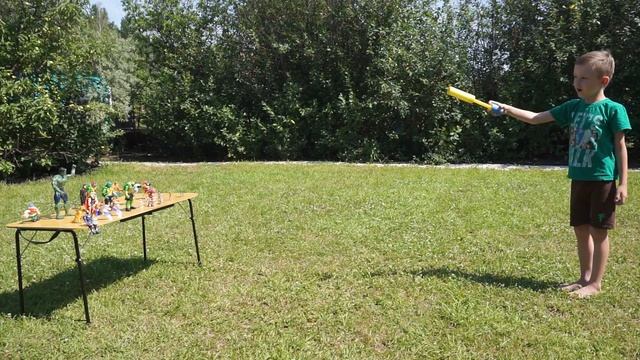 ВОДЯНАЯ ПУШКА и другое ВОДЯНОЕ ОРУЖИЕ | Review of WATER GUNS for KIDS | Max's Day смотреть онлайн