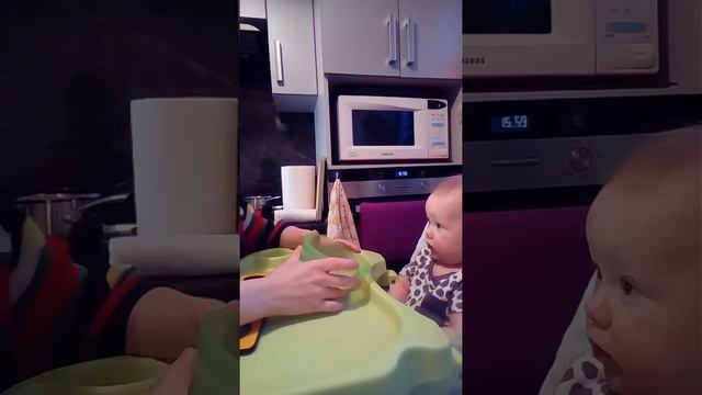 Как играть?!Развивающая игра "Рамка" (7,5 месяцев) смотреть онлайн