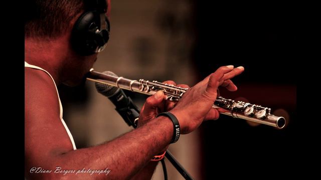 beatbox flute traversiere whit loopstation rc 505( JE SUIS LA ) смотреть онлайн