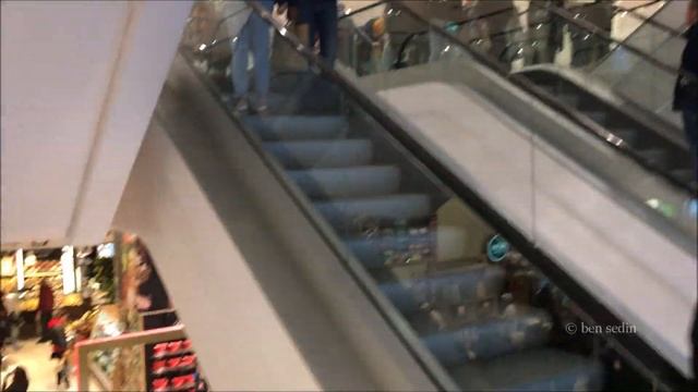 Galeria Kaufhof - Alexanderplatz, Berlin смотреть онлайн