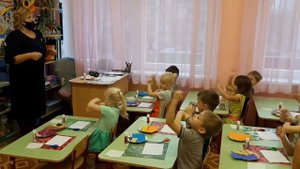 ООД по аппликации в старшей группе "Автобус"