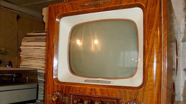 телевизоры ссср . Под советскую музыку из фильма Иван Васильевич меняет профессию
