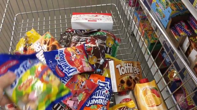 A Lot Of Candy 2018 NEW #9 ASMR / АСМР Haribo БонПари Raffaello смотреть онлайн