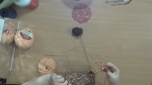 Вяжем мехом. Вязанная детская меховая шапка с ушками  Основа часть 1