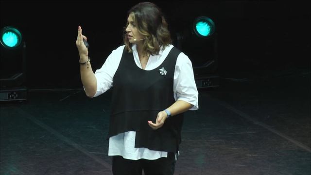 Спектакль-дивертисмент, посвященный 20-ю Сети центров семейной медицины "Здравица" смотреть онлайн