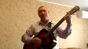 Дверь полуоткрыта