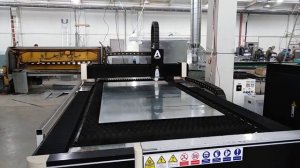 Станок лазерной резки металла Atlas Laser  в работе