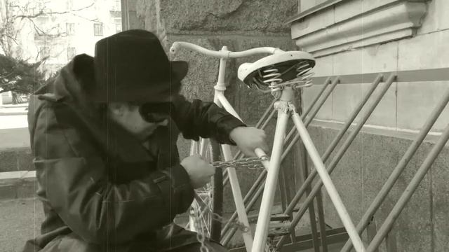 Велосипеды воруют молча смотреть онлайн