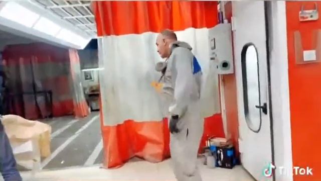 Кто такой автомаляр