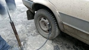 Как качать колеса быстро ручным насосом | How to pump wheels quickly with a hand pump