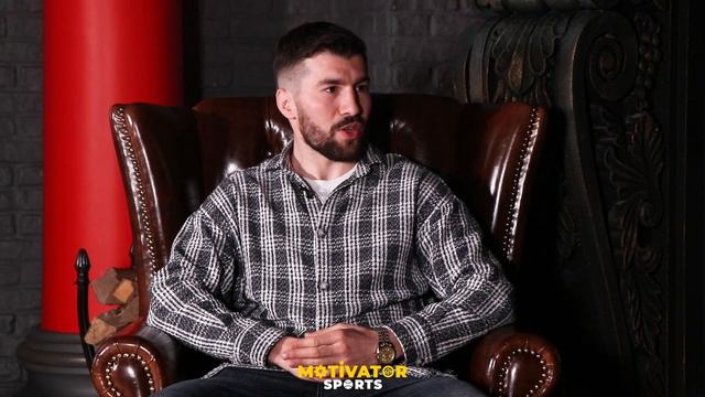 Evimizi bombaladılar | Alim Nəbiyev - Они бомбили наш дом | Алим Набиев смотреть онлайн