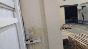 Контроль доступа двери в раздвижных воротах