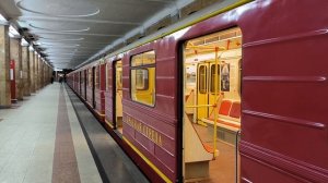 Прибытие Поезда "Красная Стрела" на Станцию Красносельская