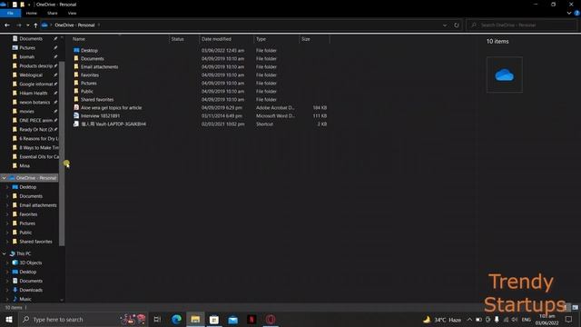 How to move the Desktop folder out of OneDrive on Windows 10 - Solved смотреть онлайн