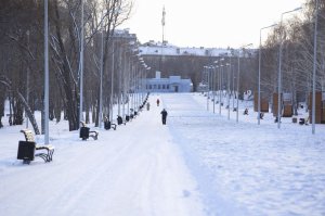 Алексей Текслер оценил благоустройство Сквера ветеранов в Магнитогорске