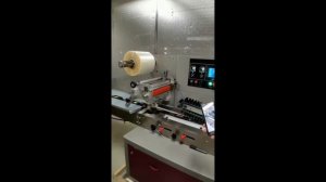 Работа упаковочно-фасовочного горизонтального автомата MAGIKON-350AGD.