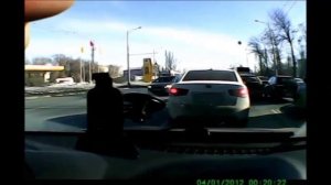 КАК ВЫЛЕТАЮТ ШТАНГИ У ТРОЛЛЕЙБУСА!