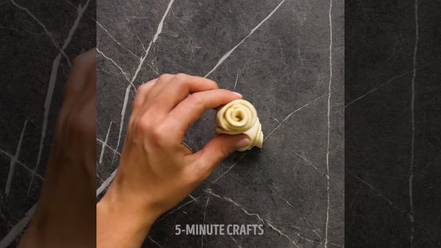 32 RECIPES THAT WILL MELT IN YOUR MOUTH смотреть онлайн