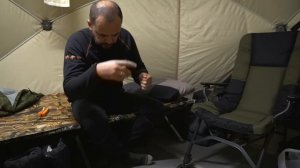 Один на льду! Рыбалка с домашним комфортом в палатке! Ловим рыбу