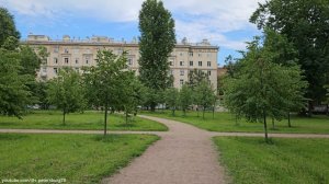 Ломоносовский сад - небольшой парк имени великого русского учёного М.В. Ломоносова