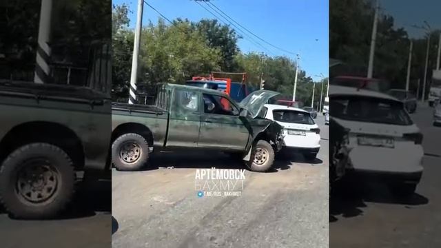 ДТП в Краматорске. Угадайте,кто виноват?