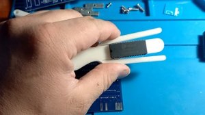 Формовка для ног выводных микросхем.