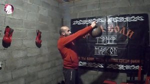 Статика. Удержания Гири 16 кг руками