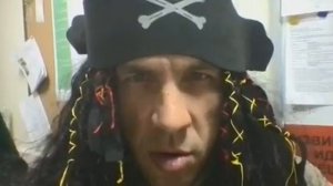 С Новым Годом племянник.