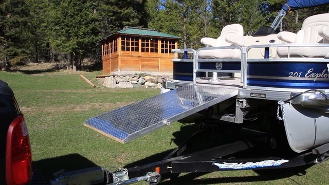 Shore-S-EZ Self Deploying Pontoon Ramp смотреть онлайн