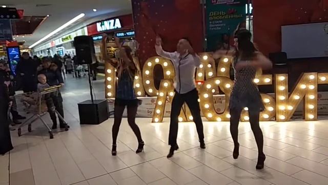 Мероприятие в Минском торговом центре #момо на #деньвлюбленных
