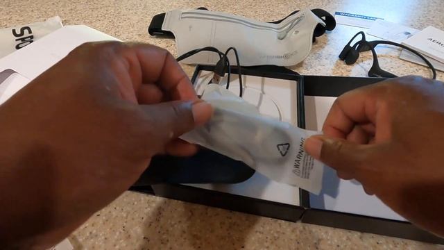 Aeropex Bone Connection Wireless Headphones By Aftershokz смотреть онлайн