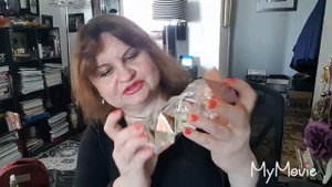 Perfume Lifehack: Что делать, если у вас сломался распылитель от духов.