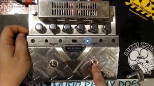 Mesa Boogie - V-Twin Preamp pedal Demo