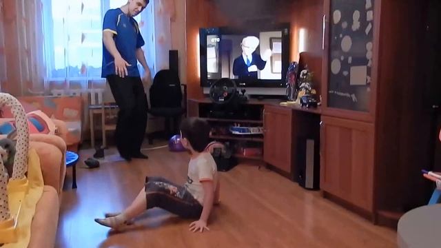 Батл Саши с Костей смотреть онлайн