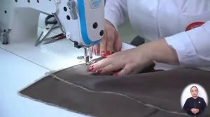 Сборка деталей рукавов и втачивание их в пройму  подростковой куртки