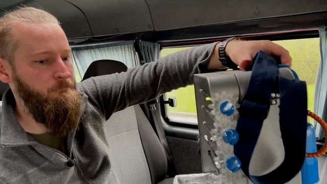 ЖАРЮ ШАШЛЫК В МАШИНЕ ! ОБЗОР ГАЗОВОЙ ШАШЛЫЧНИЦЫ