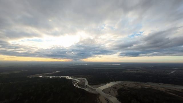Белореченск сверху. Слияние реки Пшеха и реки Белая. смотреть онлайн