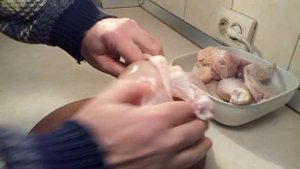 фаршированная куриная шейка по еврейски (часть 1)  а де взять шкуру?