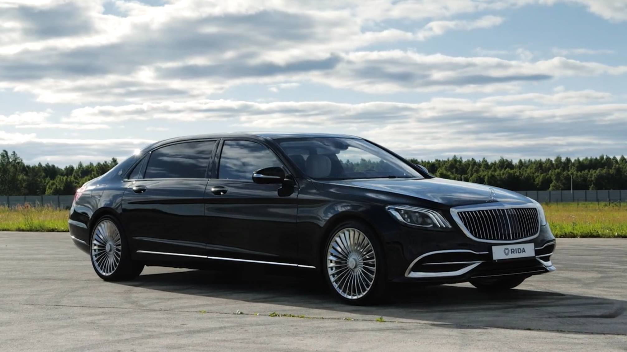 Удлиненный автомобиль RIDA на базе Mercedes-Maybach +360 mm