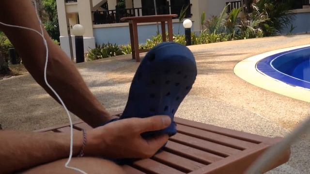 Crocs - удобные шлепки. смотреть онлайн