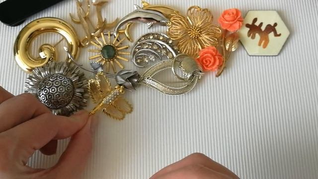 10. Распаковка большого лота с винтажными брошами (часть 2) #Винтажная красота