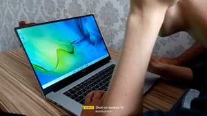 Крëстник объясняет как пользоваться Ноутбуком