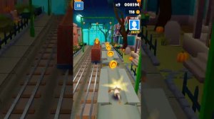 Игра бегаем по поездам