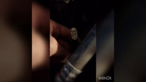 Как заменить лампочки в габаритах на Тайота Авенсис.