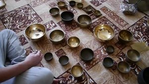 Поющие чаши. Тибетские чаши. Обучение на чашах. Медитация. Поющая чаша. #TIBETAN #BOWLS #SINGING