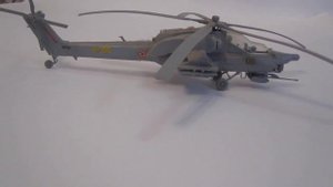 Коллекционная модель вертолёта Ми-28 в масштабе 1:72.