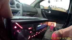 Автоэлектрик за донат. Рено Меган 2 штатный джойстик к нештатной магнитоле.