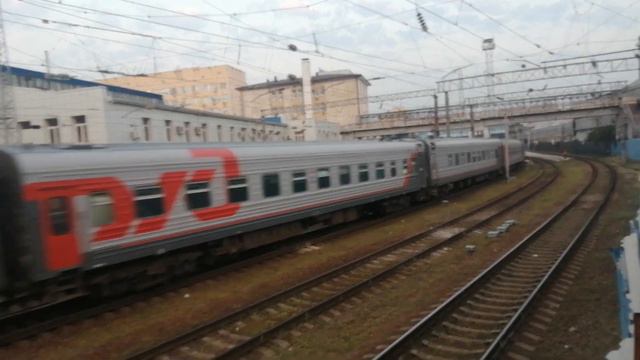 Электровоз ЭП1М 446 с поездом №034М Москва-Владикавказ. смотреть онлайн