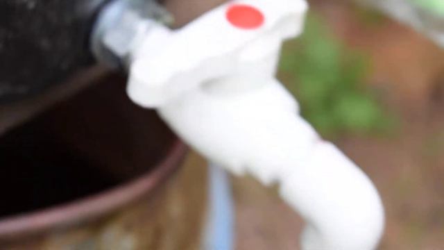 Простой умывальник для гаража, дачи /Стройка/