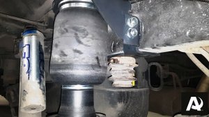 Пневмоподвеска на заднюю ось Ford F-150 Raptor, задняя ось